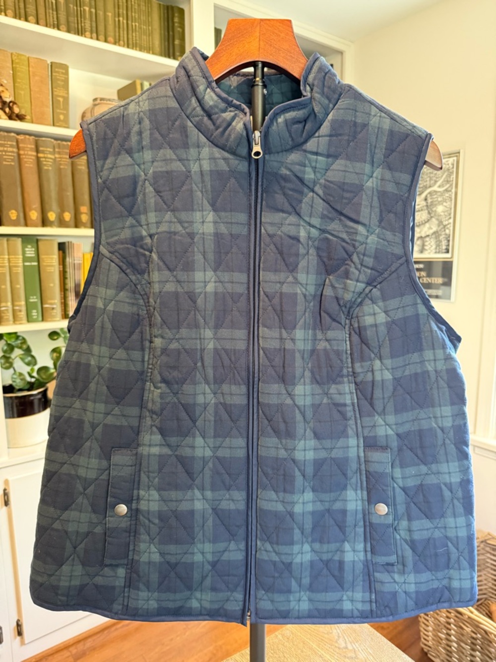 Lightweight Tartan Plaid Quilted Vest NWOT